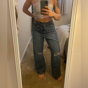 High Waisted Straight Levi’s